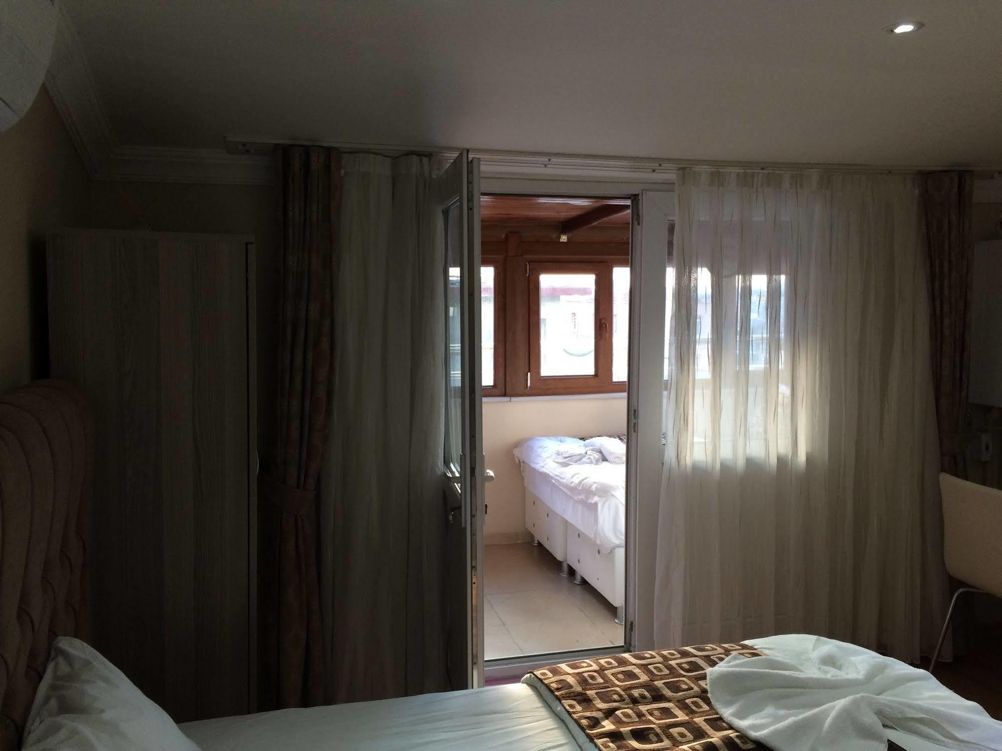 Black Bird Suite Hotel Istanbul Exterior photo