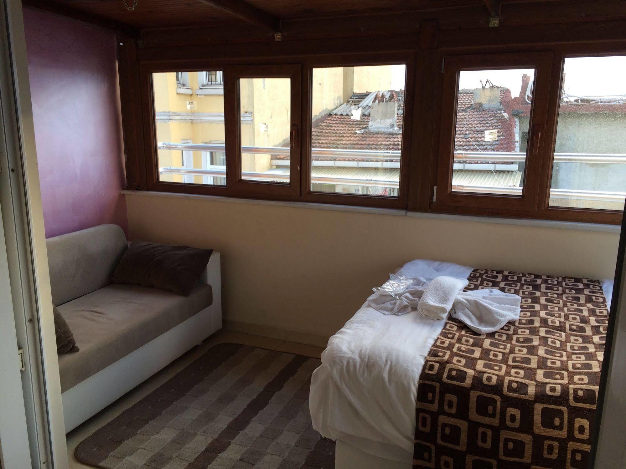 Black Bird Suite Hotel Istanbul Exterior photo